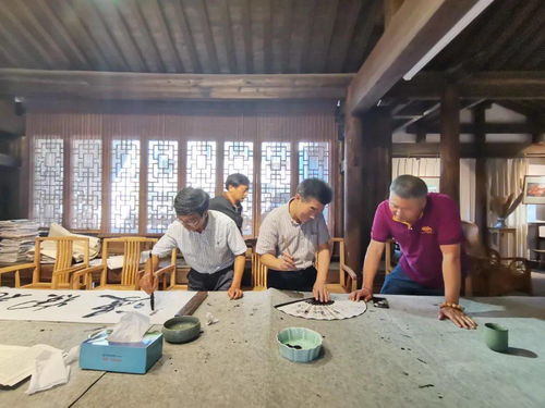 縣文聯組織文藝骨干赴開化開展文藝交流活動